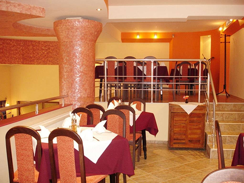Hotel Restaurant Vodenitsata Berkovica Esterno foto