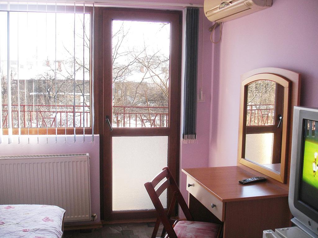 Hotel Restaurant Vodenitsata Berkovica Esterno foto