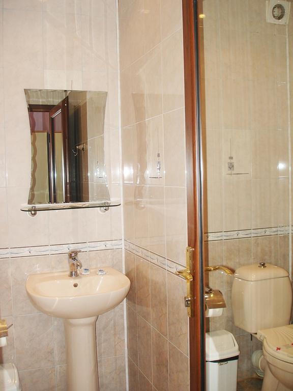 Hotel Restaurant Vodenitsata Berkovica Esterno foto