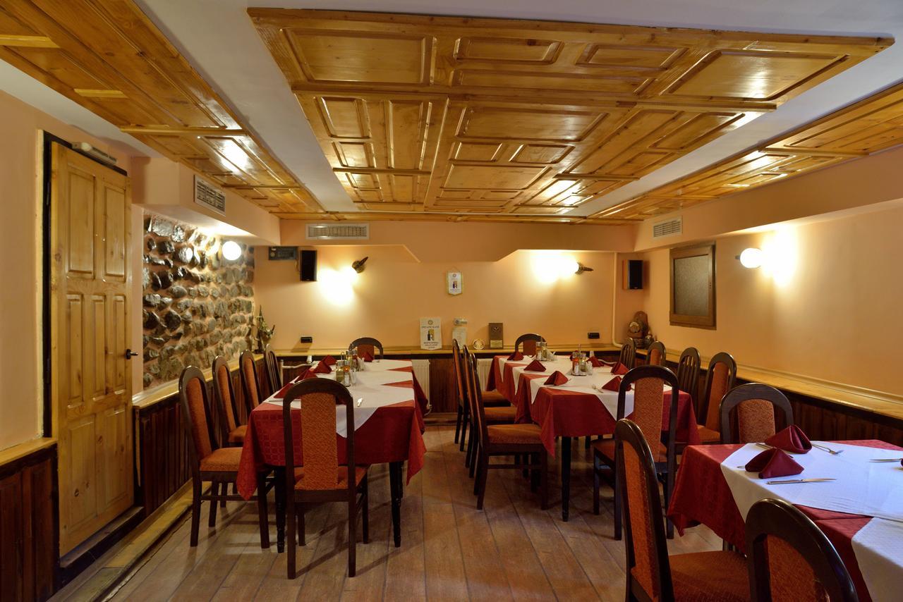 Hotel Restaurant Vodenitsata Berkovica Esterno foto