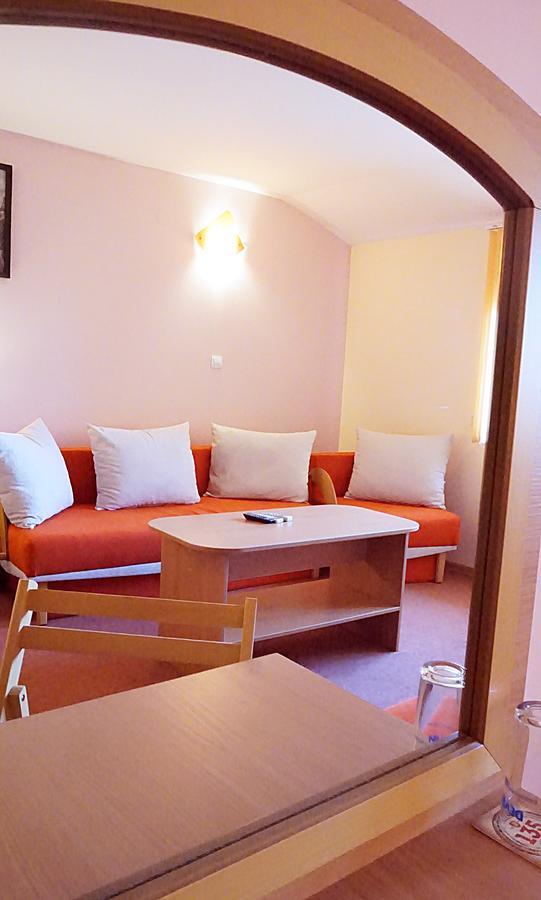 Hotel Restaurant Vodenitsata Berkovica Esterno foto